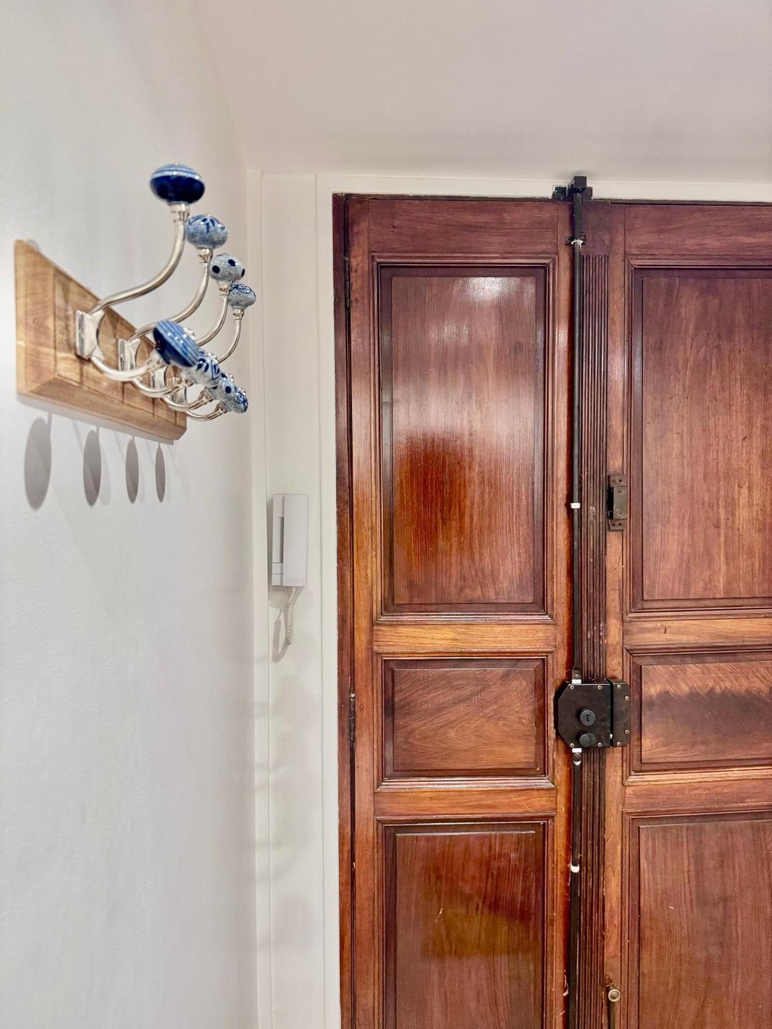 Vieil Antibes Apartment With Ac 320M From Beach Buitenkant foto